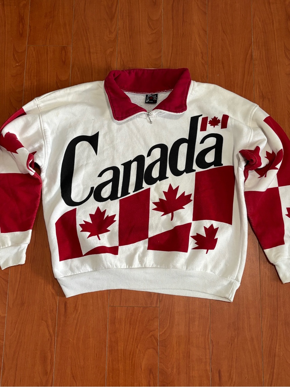 Vintage Edmar Canada Quarter Zip Sweatshirt Medium Made in Canada